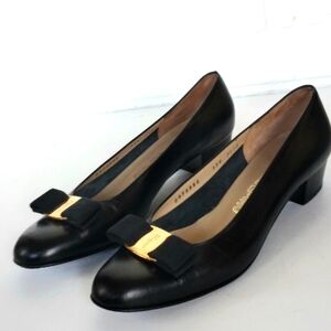 Ferragamo black leather shoes sz 7.5